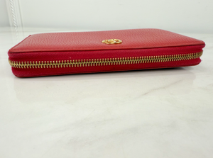 GUCCI GG MARMONT CONTINENTAL ZIP WALLET (RED)
