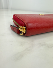 GUCCI GG MARMONT CONTINENTAL ZIP WALLET (RED)