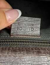 GUCCI GG SUPREME CLUTCH