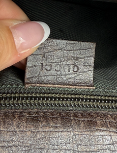 GUCCI GG SUPREME CLUTCH