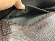GUCCI GG SUPREME CLUTCH