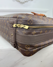 LOUIS VUITTON SATELLITE 53 LUGGAGE