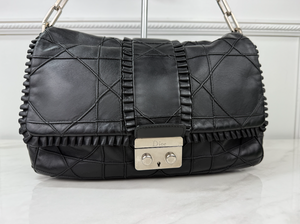 DIOR CANNAGE RUFFLE NEW LOCK FLAP (LAMBSKIN - BLACK)
