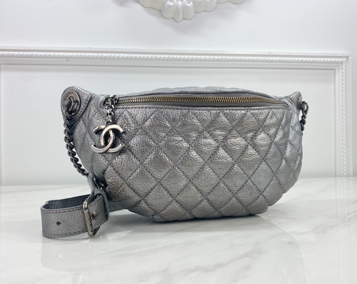 CHANEL METALLIC SILVER CALFSKIN BANANE WAIST BAG