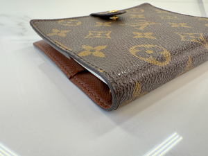 LOUIS VUITTON SMALL RING AGENDA COVER