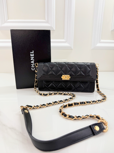 CHANEL BOY GUSSET FLAP WALLET QUILTED LAMBSKIN WOC
