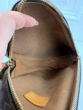 LOUIS VUITTON POCHETTE GANGE BUM BAG