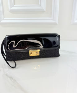 LOUIS VUITTON SATIN DENTELLE POCHETTE EVENING CLUTCH / CROSSBODY