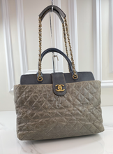 CHANEL STINGRAY LARGE BINDI CC TOTE GLAZED CALFSKIN