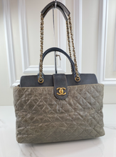 CHANEL STINGRAY LARGE BINDI CC TOTE GLAZED CALFSKIN