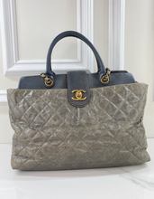 CHANEL STINGRAY LARGE BINDI CC TOTE GLAZED CALFSKIN
