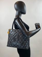 CHANEL MEDALLION CAVIAR TOTE BLACK - GOLD