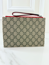 GUCCI BUTTERFLY WRISTLET LIMITED EDITION