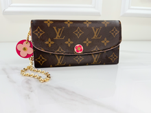LOUIS VUITTON WALLET BLOOM FLOWER EMILIE LIMITED EDITION / WRISTLET