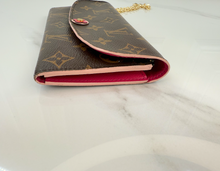 LOUIS VUITTON WALLET BLOOM FLOWER EMILIE LIMITED EDITION / WRISTLET