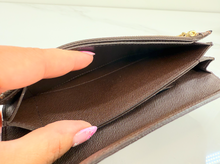 LOUIS VUITTON WALLET ACCORDION DE / WRISTLET