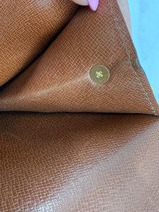 LOUIS VUITTON POCHETTE RABAT 23 CROSSBODY
