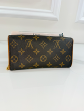 LOUIS VUITTON POCHETTE FLORENTINE BELT BAG / CROSSBODY