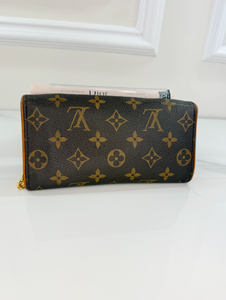 LOUIS VUITTON POCHETTE FLORENTINE BELT BAG / CROSSBODY