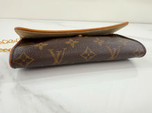 LOUIS VUITTON POCHETTE FLORENTINE BELT BAG / CROSSBODY