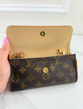 LOUIS VUITTON POCHETTE FLORENTINE BELT BAG / CROSSBODY