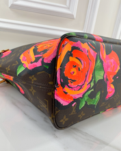 LOUIS VUITTON NEVERFULL MM ROSES - LIMITED EDITION