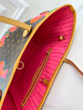 LOUIS VUITTON NEVERFULL MM ROSES - LIMITED EDITION