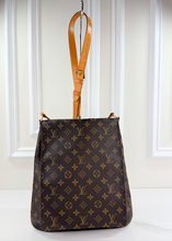 LOUIS VUITTON MUSETTE GM CROSSBODY