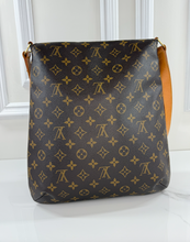 LOUIS VUITTON MUSETTE GM CROSSBODY