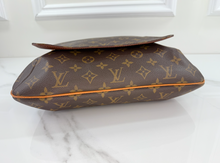 LOUIS VUITTON MUSETTE GM CROSSBODY