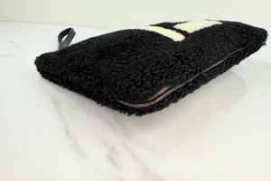 FENDI SHEARLING CLUTCH / WRISTLET