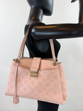 LOUIS VUITTON MAHINA CALFSKIN SEVRES MAGNOLIA