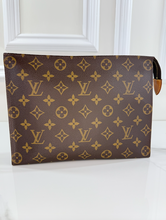 LOUIS VUITTON TOILETRY POUCH 26 (VINTAGE) AN873