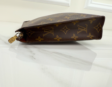 LOUIS VUITTON TOILETRY POUCH 26 (VINTAGE) AN873