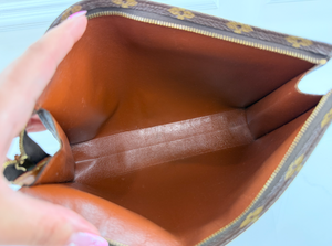 LOUIS VUITTON TOILETRY POUCH 26 (VINTAGE) AN873
