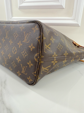 LOUIS VUITTON MONOGRAM V NEVERFULL MM GRENADE FULL SET