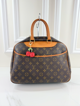 LOUIS VUITTON DEAUVILLE TOP HANDLE + STRAP