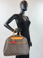 LOUIS VUITTON DEAUVILLE TOP HANDLE + STRAP
