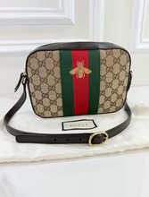 GUCCI GG WEBBY BEE CROSSBODY
