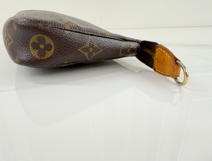 LOUIS VUITTON POCHETTE ACCESSORIES LEATHER CROSSBODY / CHAIN SL1002