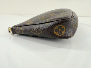 LOUIS VUITTON POCHETTE ACCESSORIES LEATHER CROSSBODY / CHAIN SL1002