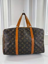 LOUIS VUITTON SAC SOUPLE 35