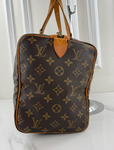 LOUIS VUITTON SAC SOUPLE 35
