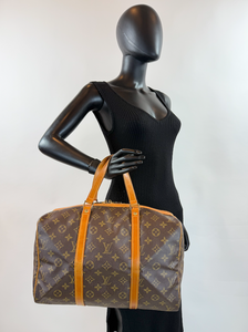 LOUIS VUITTON SAC SOUPLE 35