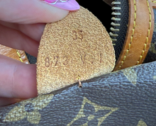 LOUIS VUITTON SAC SOUPLE 35