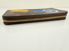 LOUIS VUITTON WALLET ZIPPY "WORLD TOUR" LIMITED EDITION