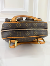 LOUIS VUITTON MANHATTAN PM