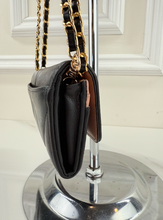 CHANEL QUILTEDD CHANEL 19 FLAP WALLET / WOC