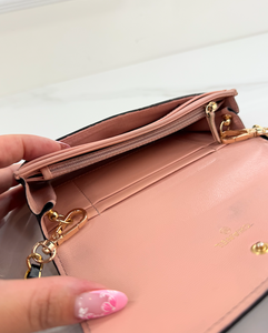 CHANEL QUILTEDD CHANEL 19 FLAP WALLET / WOC