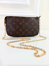 LOUIS VUITTON POCHETTE ACCESSORIES CHAIN CROSSBODY VI1010